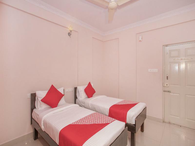 Sri Balaji Guest House Bangalore Extérieur photo